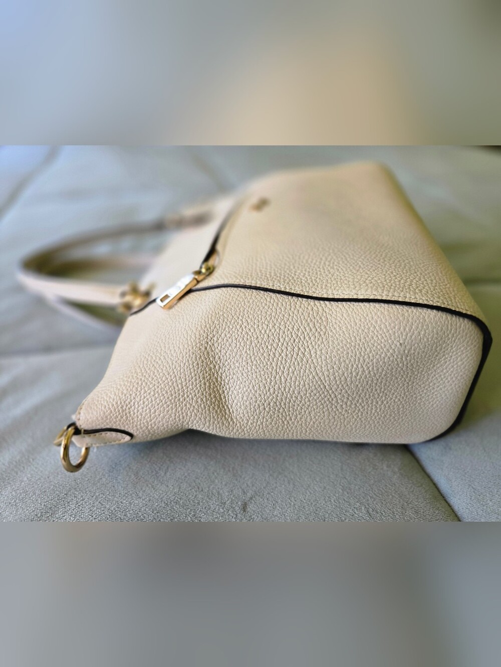 EUC Coach Prairie Satchel In Polished Pebble Leather - Chalk White, Style 58874 - Picture 8 of 16